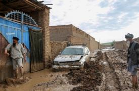 Στους 315 οι νεκροί από τις ξαφνικές πλημμύρες στο βόρειο Αφγανιστάν