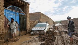 Στους 315 οι νεκροί από τις ξαφνικές πλημμύρες στο βόρειο Αφγανιστάν