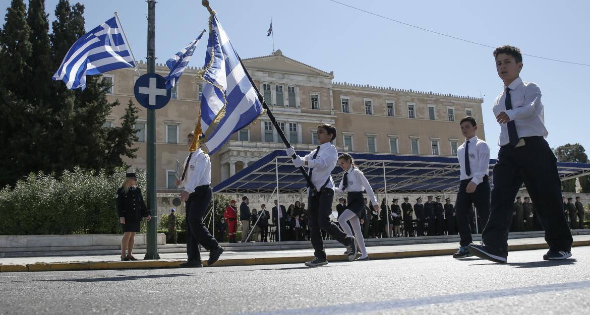 Φωτογραφίες από την μαθητική παρέλαση στο κέντρο της Αθήνας