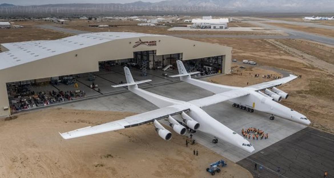 Αποκαλυπτήρια για το μεγαλύτερο αεροσκάφος του κόσμου (pics & vid)