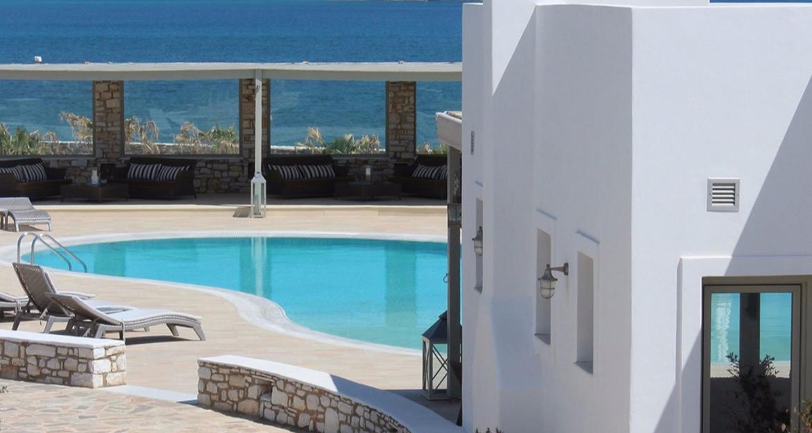 Τα 10 ελληνικά ξενοδοχεία που προτιμούν οι τουρίστες (pics)