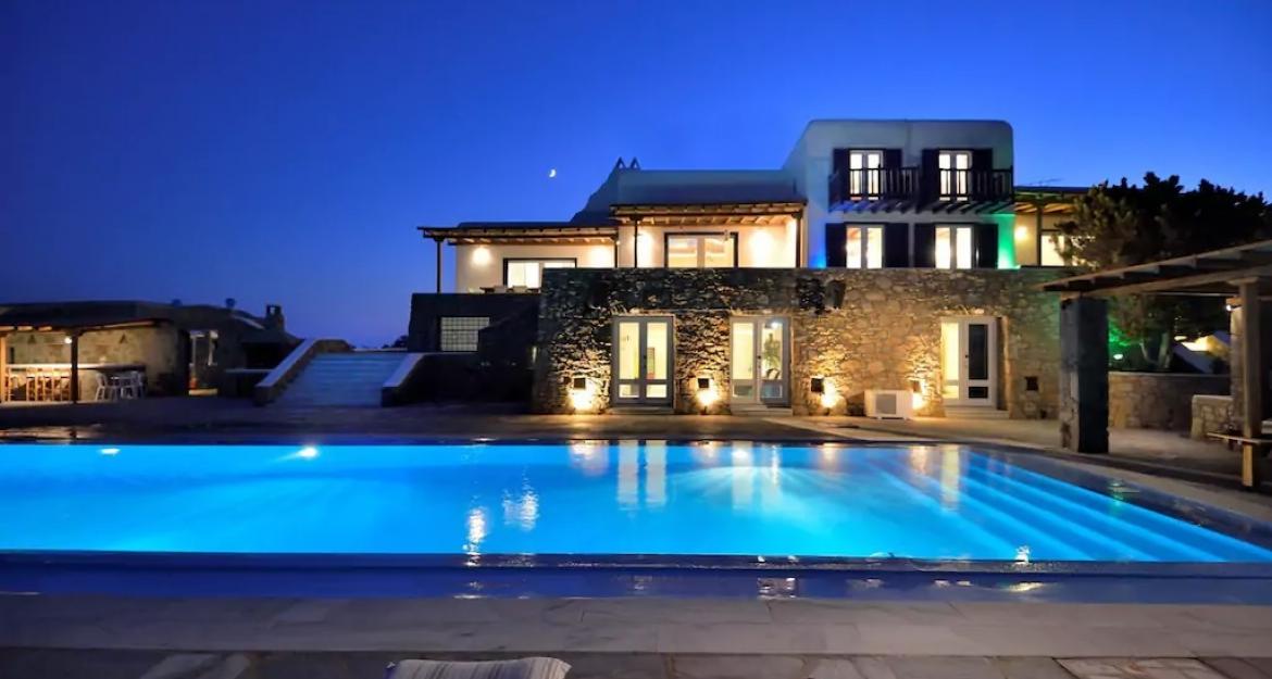 Τα πιο ακριβά Airbnb της Ελλάδας (pics)