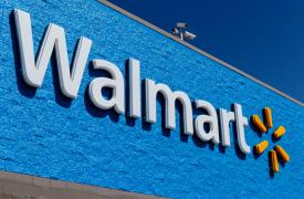 WS Journal: Η Walmart σχεδιάζει εκατοντάδες απολύσεις
