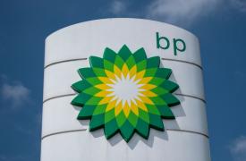 BP: Κόβει θέσεις εργασίας από το τμήμα φόρτισης ηλεκτρικών οχημάτων