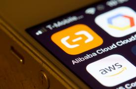 Alibaba: «Κατρακύλα» 86% στα καθαρά κέρδη το τέταρτο τρίμηνο