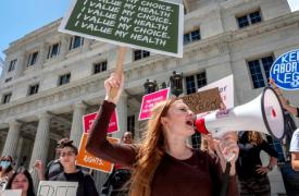 ΗΠΑ: Η Γερουσία στην Αριζόνα τάσσεται υπέρ της κατάργησης νόμου του 1864 για την άμβλωση