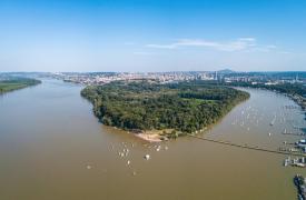 Σύγκρουση σκάφους με κρουαζιερόπλοιο στον Δούναβη: 2 νεκροί - 5 αγνοούμενοι