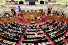 Βουλή: Σε εξέλιξη η συζήτηση για την πρόταση δυσπιστίας - Δείτε live
