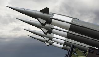 Βρετανία: Οι ρωσικές αεροδιαστημικές δυνάμεις εξοπλίζουν τους πυραύλους Kh-101 με δεύτερη κεφαλή