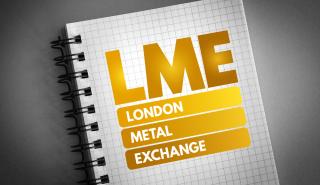 Μήνυση 456 εκατ. δολαρίων στο LME για τις αναστολές στην αγορά νικελίου του Λονδίνου