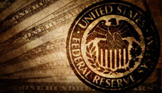 Πρακτικά Fed: Οι αξιωματούχοι παραμένουν ανήσυχοι για τον πληθωρισμό