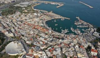 Ο Δήμος Πειραιά ψηφιοποιεί 100.000 οικοδομικές άδειες