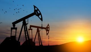Απώλειες για το πετρέλαιο λόγω της αύξησης των αμερικανικών αποθεμάτων