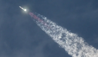 Καταστράφηκε ο πύραυλος Starship της SpaceX - Iκανοποίηση Μασκ: «Έφτασε πιο μακριά από ποτέ»