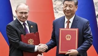 Σι Τζινιπίνγκ - Πούτιν: Ο άξονας Πεκίνου-Μόσχας αποτελεί παράγοντα «σταθερότητας» και «ειρήνης»