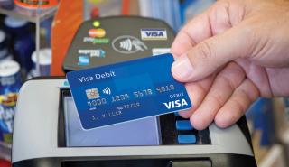Η Visa επανεφευρίσκει την κάρτα και αποκαλύπτει νέα προϊόντα για την ψηφιακή εποχή