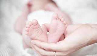 Δημογραφικό: Πόσο μπορεί να συμβάλει στην αύξηση των γεννήσεων το Σκανδιναβικό μοντέλο