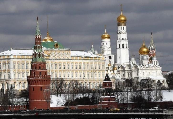 Ρωσία: Το Κρεμλίνο συνιστά «σιωπή» για τυχόν ανταλλαγή κρατουμένων με τις ΗΠΑ