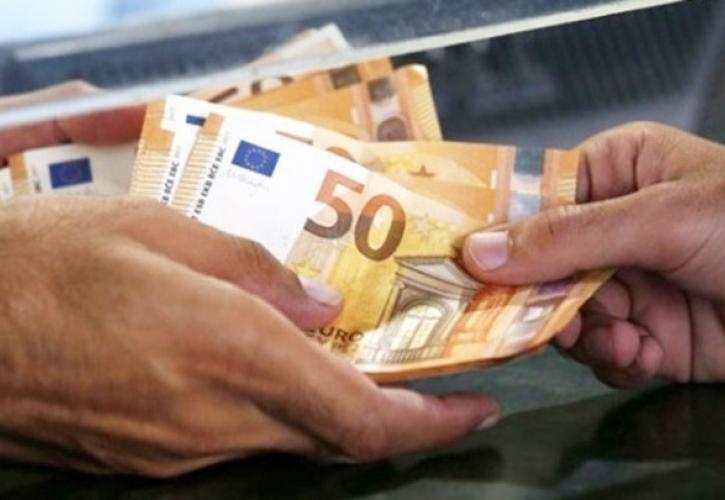 Εμπορικός Σύλλογος Πειραιά: H αύξηση κατά €50 του μηνιαίου κατώτατου μισθού κοστίζει στην επιχείρηση σχεδόν €63 ευρώ