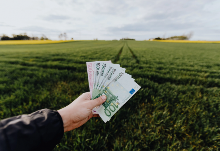 Πληρωμές 780 εκατ. ευρώ σε αγρότες - Αυγενάκης: Είμαστε συνεπείς στο χρονοδιάγραμμα