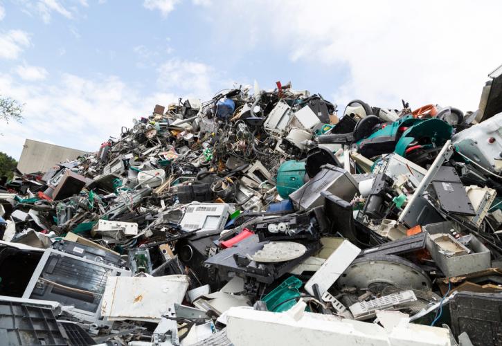 Αυξημένα κατά 82% τα ηλεκτρονικά απόβλητα μέσα σε 12 χρόνια, διαπιστώνει έκθεση των Ηνωμένων Εθνών