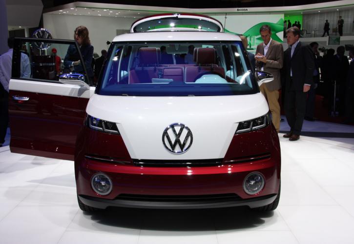 Διπλό χτύπημα με πρόστιμα «σε είδος» για τη Volkswagen