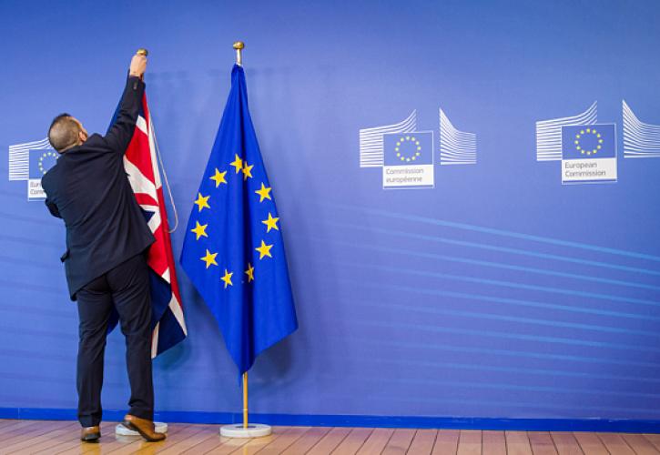 FAZ: Πώς η ΕΕ προετοιμάζεται για το ενδεχόμενο του Brexit