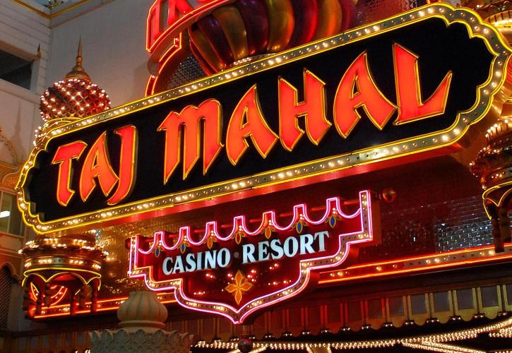Με «λουκέτο» κινδυνεύει το καζίνο Trump Taj Mahal