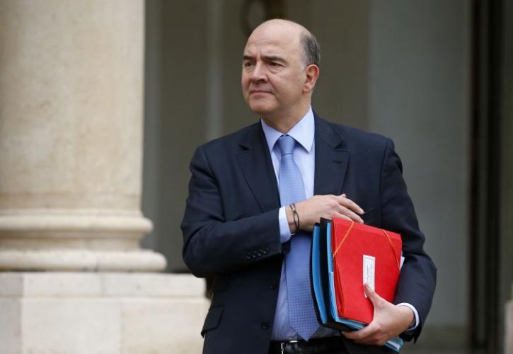 Moscovici: Η Γαλλία δεν θα υποστεί κυρώσεις για το έλλειμμα
