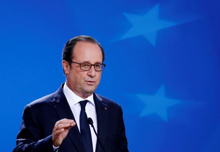 Hollande: Να υλοποιηθούν το ταχύτερο οι δεσμεύσεις για το χρέος