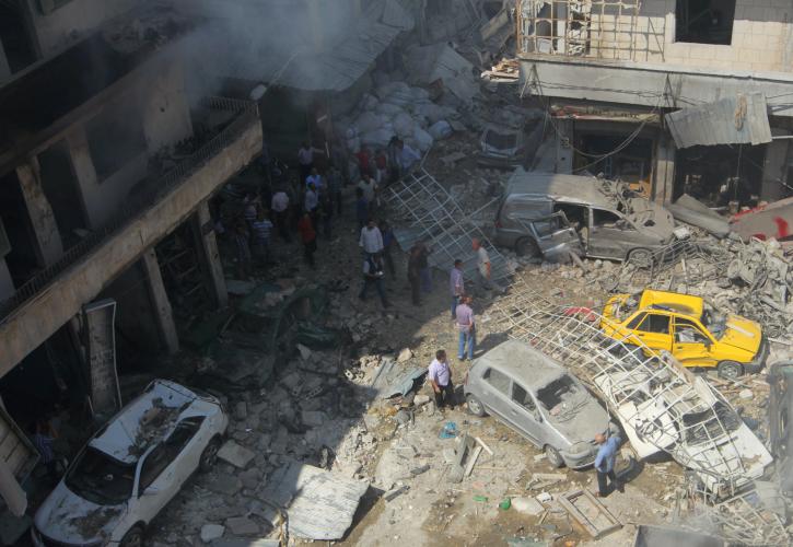 Kρεμλίνο: Θα συνεχιστούν οι αεροπορικές επιδρομές στη Συρία