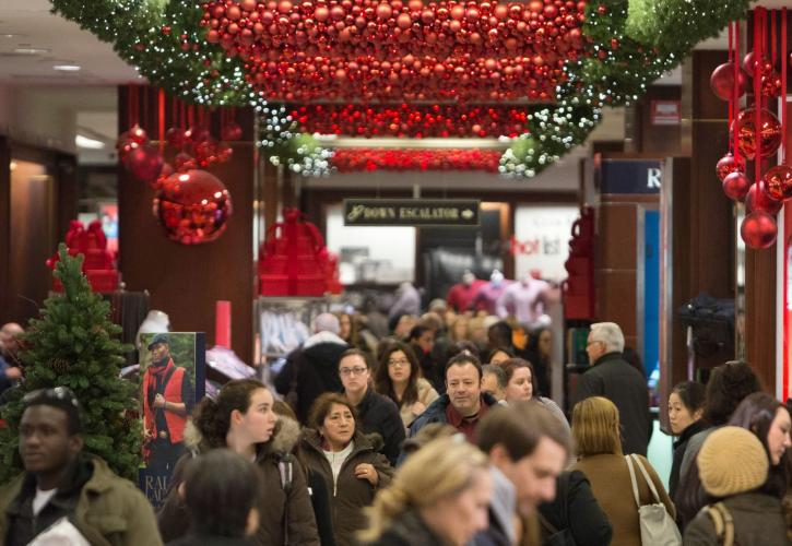 Ξεκινά στις 12 Δεκεμβρίου το εορταστικό ωράριο στα καταστήματα - Ποιες Κυριακές θα είναι ανοιχτά