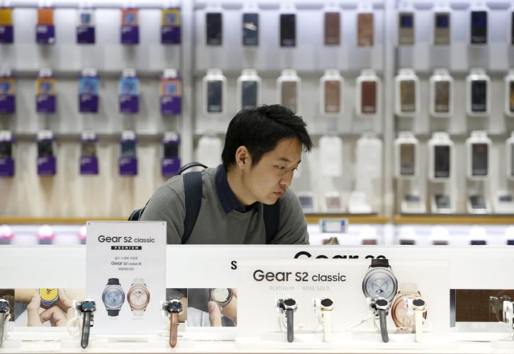 «Mπελάδες» με τους Κινέζους καταναλωτές έχει η Samsung
