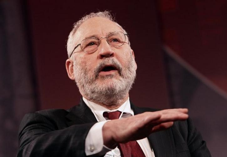 Stiglitz: Καταδικασμένη σε αποτυχία η πολιτική του Trump