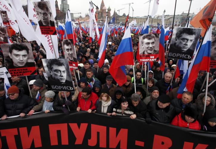 Διαδηλώσεις στη μνήμη του ηγέτη της αντιπολίτευσης στη Μόσχα