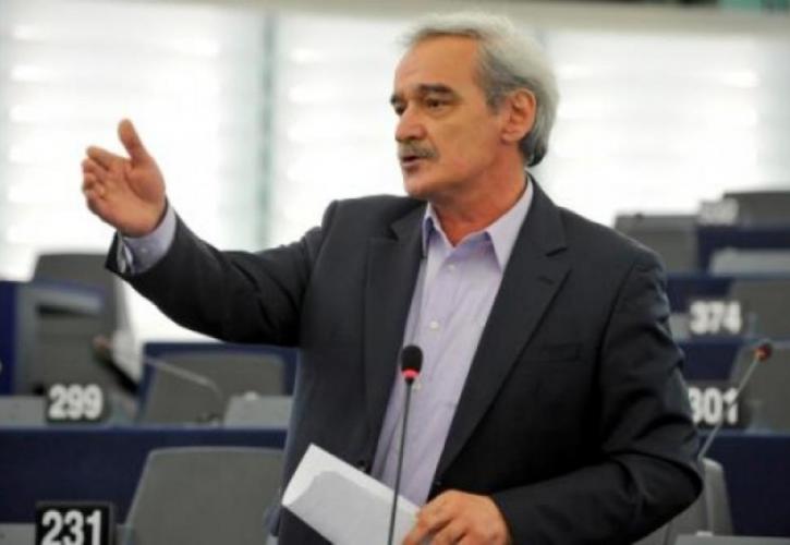 Χουντής: Η Ευρωζώνη ευθύνεται για την κρίση στον νότο