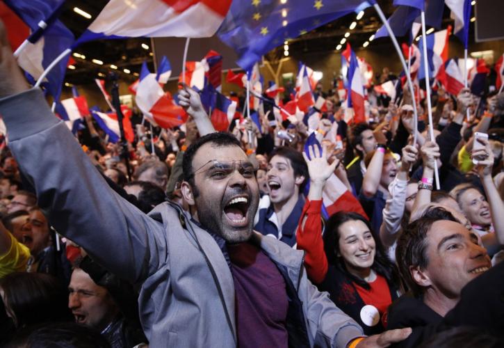 Politico: Έξι συμπεράσματα από τον πρώτο γύρο των γαλλικών εκλογών