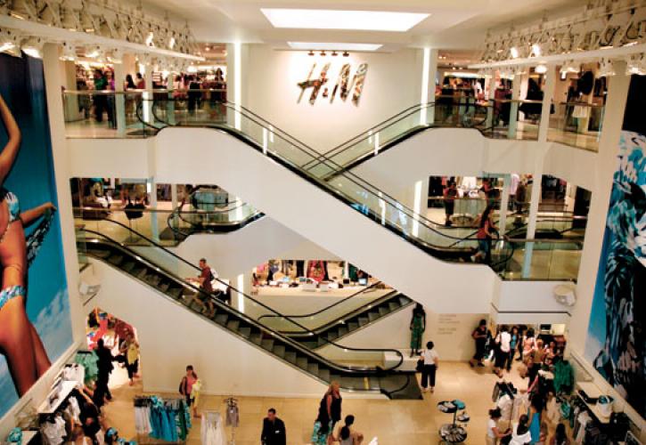 «Λουκέτο» σε τέσσερα καταστήματα στην Ιταλία βάζει η H&M