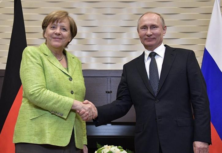 Επικοινωνία Μέρκελ-Πούτιν για την ατζέντα των G20