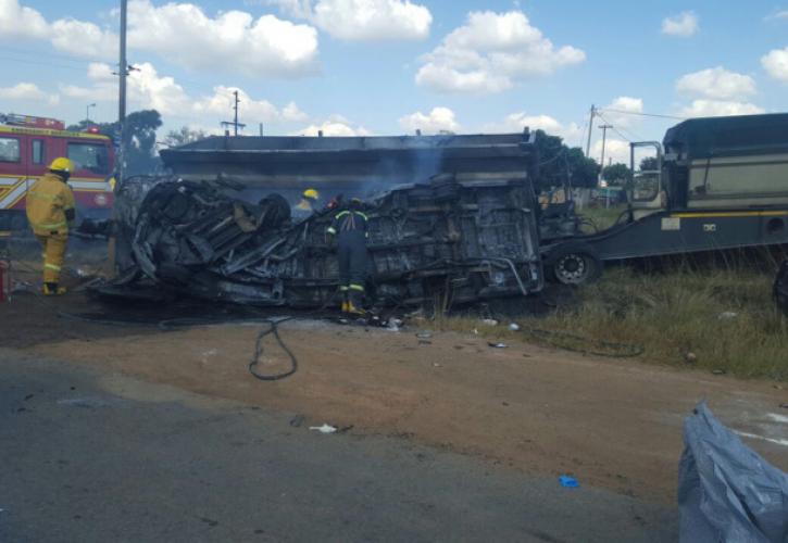 Νότια Αφρική: Είκοσι νεκροί από τροχαίο δυστύχημα με σχολικό λεωφορείο