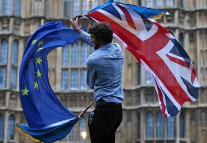 Κομισιόν - Brexit: Δεν θα συζητήσουμε τώρα την περίοδο προσαρμογής