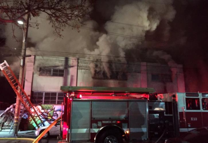 HΠΑ: Στους 36 οι νεκροί από την πυρκαγιά στο Οκλαντ