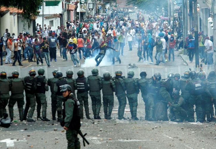 Βενεζουέλα: Πέντε νεκροί σε διαδηλώσεις