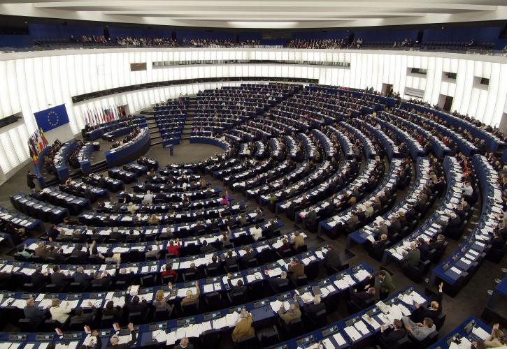 Ευρωπαϊκό Κοινοβούλιο: Tajani και Pitella περνούν στο δ' γύρο