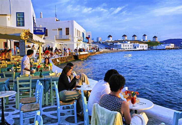 Conde Nast Traveler: Τρία ελληνικά νησιά στα 30 καλύτερα του κόσμου (pics)