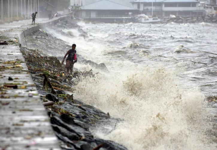 Μεξικό: Η τροπική καταιγίδα «Ντόρα» μετατρέπεται σε τυφώνα