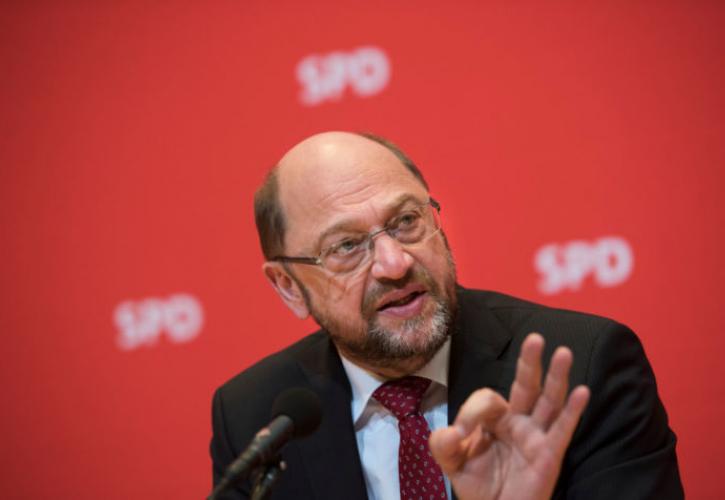 Το SPD αποφασίζει για κυβέρνηση συνεργασίας με την Άγκελα Μέρκελ