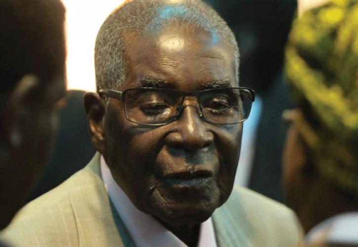 Ζιμπάμπουε: Ο Μουγκάμπε συμφώνησε να παραιτηθεί