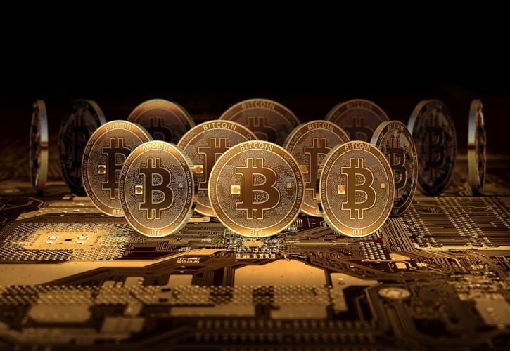 Πονοκέφαλος το «πόθεν έσχες» για τους επενδυτές σε bitcoin