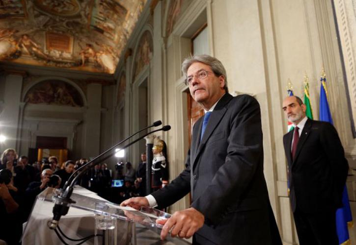 Δημοφιλέστερος πολιτικός στην Ιταλία ο Τζεντιλόνι
